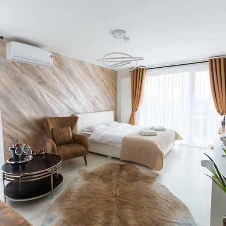 Apartment Alonisos Lux Braşov Eksteriør bilde