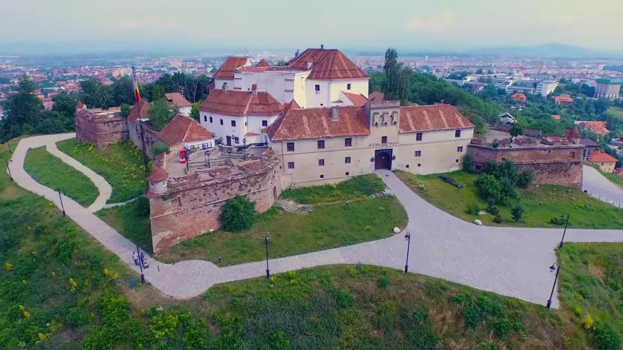 Apartment Alonisos Lux Braşov Eksteriør bilde