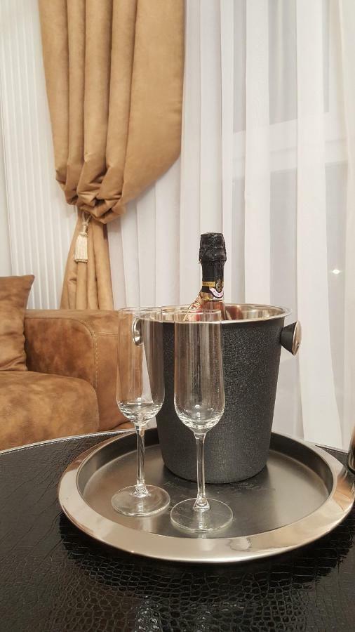 Apartment Alonisos Lux Braşov Eksteriør bilde