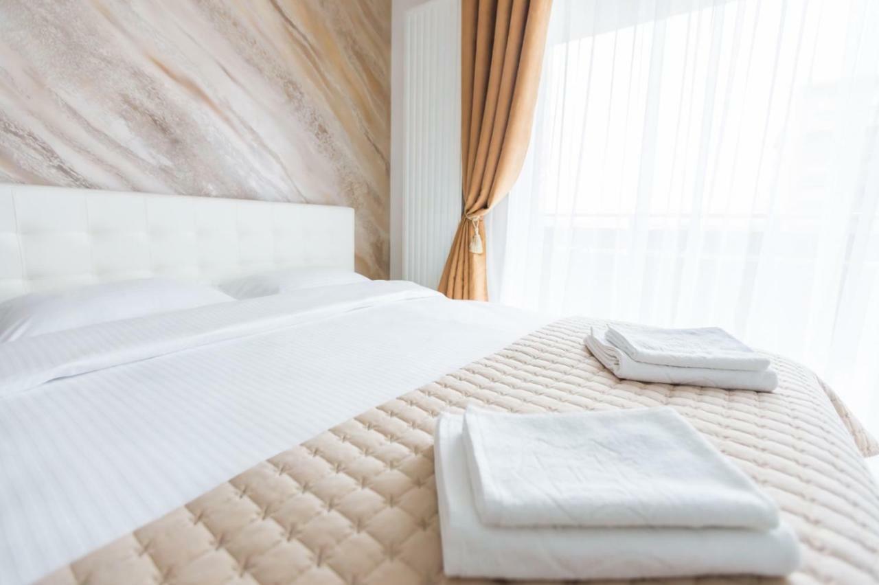 Apartment Alonisos Lux Braşov Eksteriør bilde