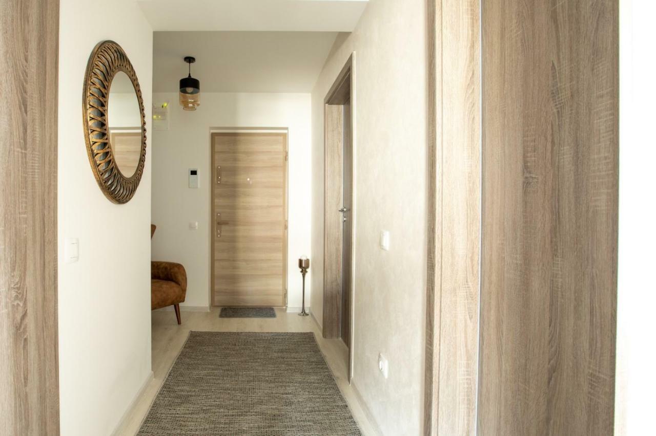 Apartment Alonisos Lux Braşov Eksteriør bilde